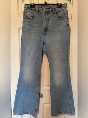 Levi’s Premium 70s High Flare Jeans - “Put it Back” Light Wash